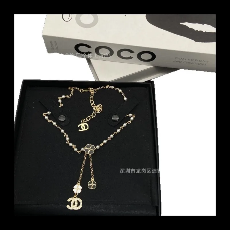 جديد المينا أربع أوراق البرسيم قلادة مزدوجة المرأة الراقية مهدب سلسلة عنق متعددة الاستخدامات