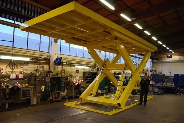 Plataforma de tijera de elevación hidráulica estacionaria, mesa elevadora de carga pequeña de alta calidad, bomba de pie Manual, nueva personalizada, 2023