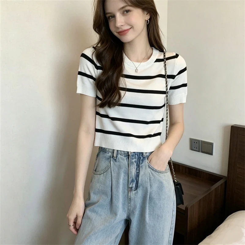 Women's Striped Knitted Summer T-shirt 2026 Slim-Fit Short Sleeve Top Slimming Shoulder Design Fashionable Niche Sense
