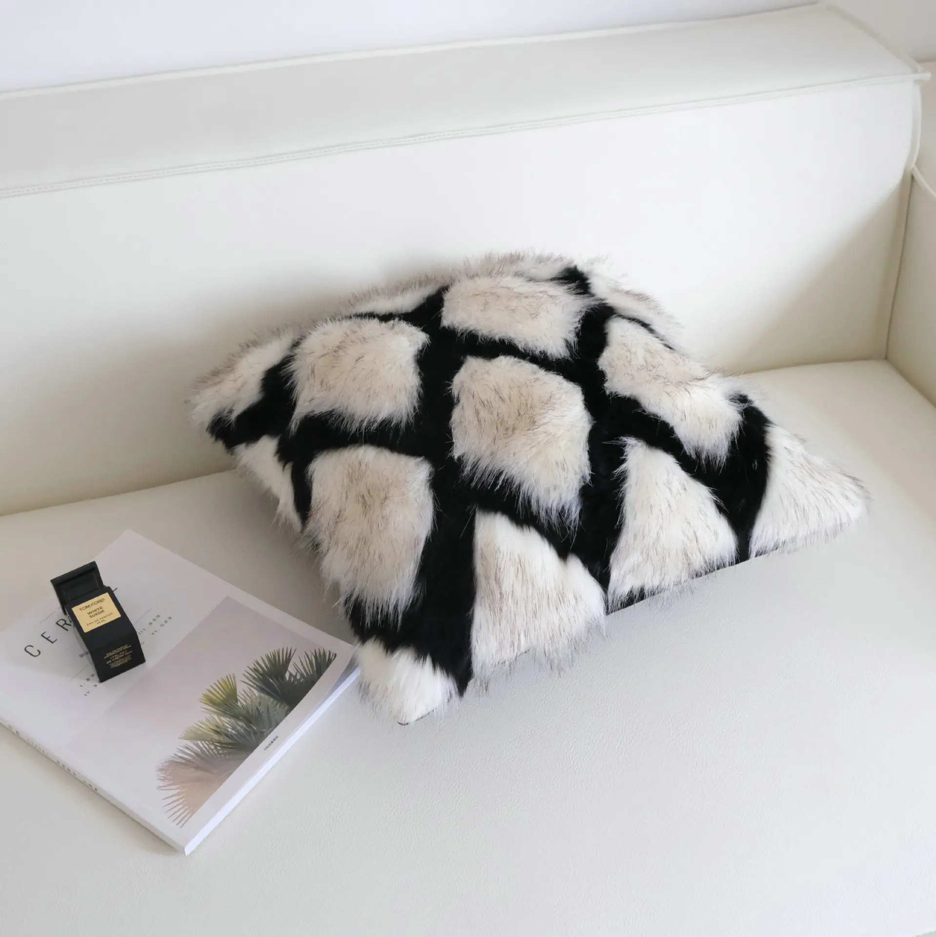 Imitation Fur Plush Cushion Cover High End Light Luxury Plush Pillow Covers Decorative Soft Pillowcase for Home Sofa Headboard