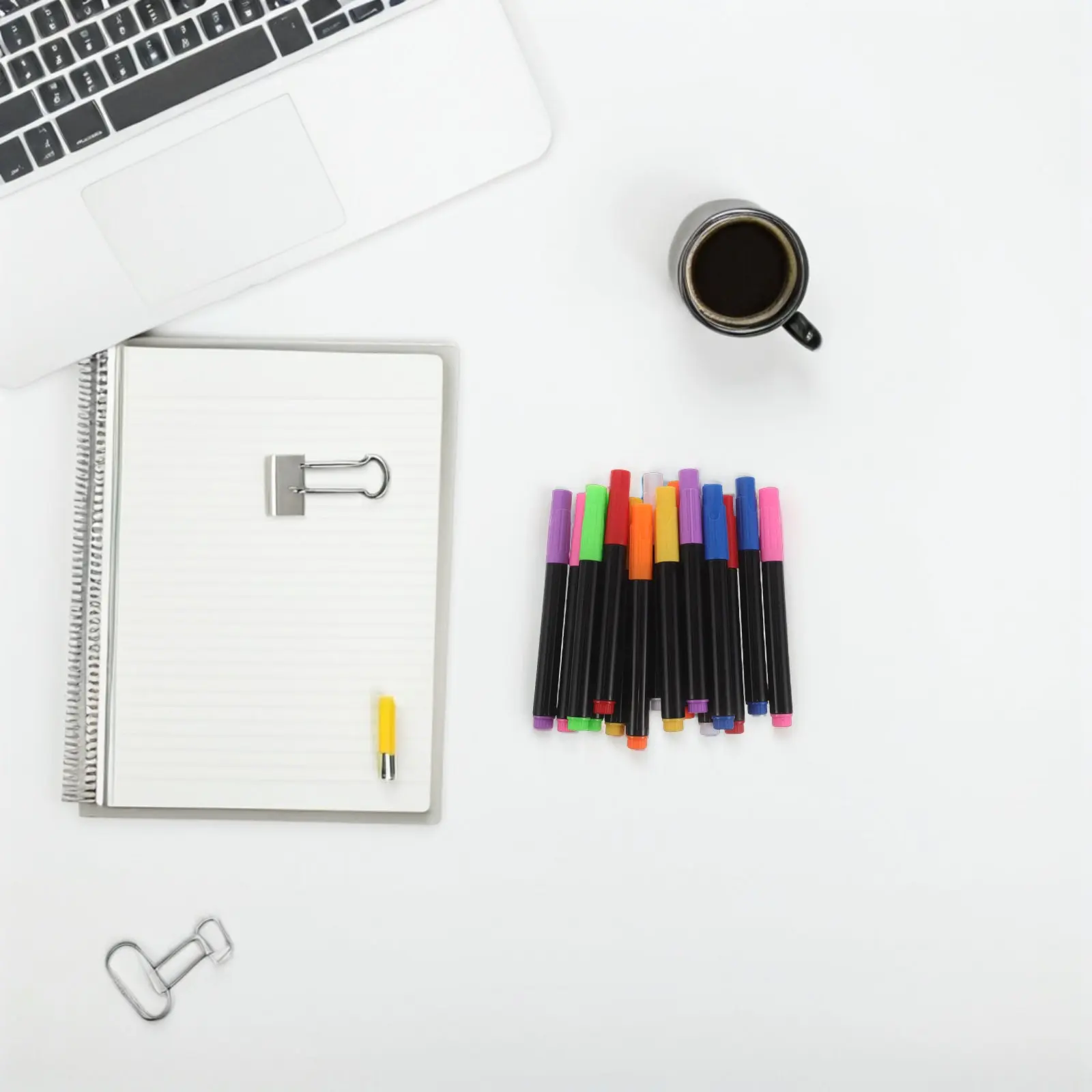 

Набор из 16 жидких меловых маркеров неоновых цветов для стекла и белых досок, многоразовые ручки для рисования на окнах – идеально для школы и офиса