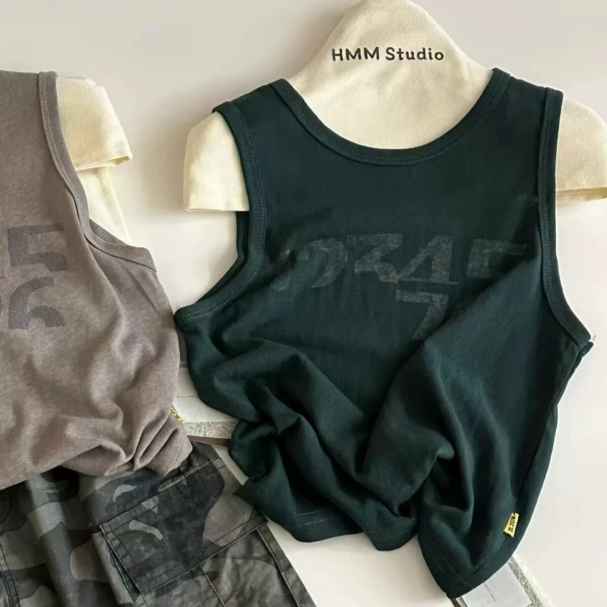 Boys T-shirt 2026 Spring and Summer New Children's Clothing Korean Style Boys and Girls Foreign Letters Printed Sleeveless Vest
