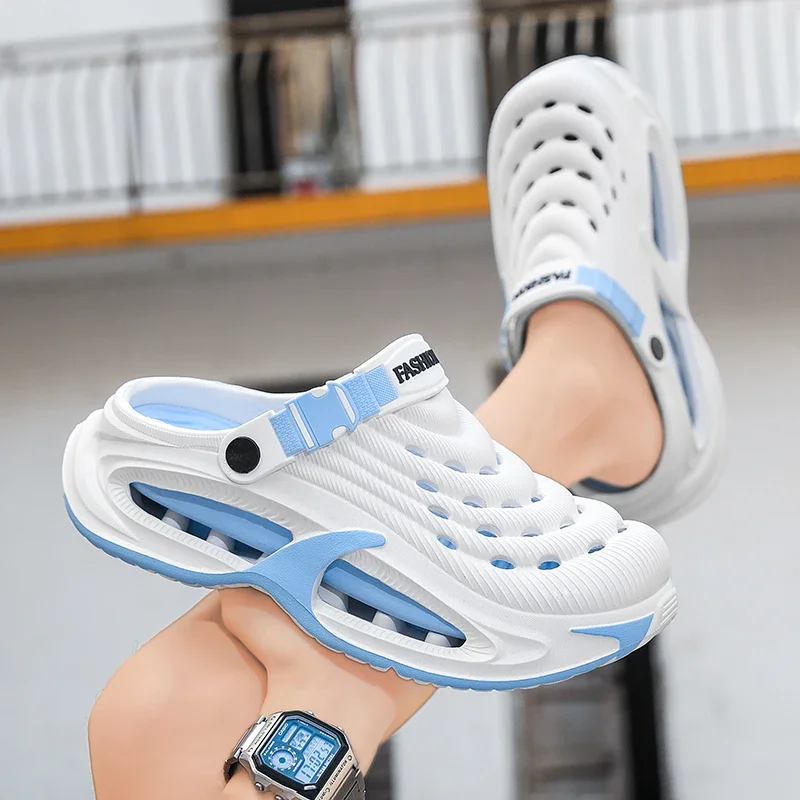2026 Summer Men Clogs Sandals Summer Outdoor Garden Clogs Hole Shoes Male Casual Shoes Water Shoes Comfort Home Soft Slippers view 5