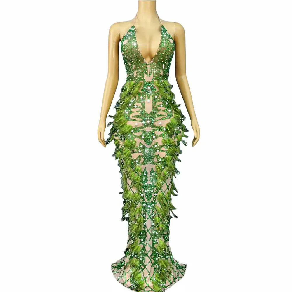 Luxuriöses, glitzerndes, schweres Strass-Federn-Sexy-Kleid mit V-Ausschnitt, rückenfrei, Abend- und Geburtstagsparty-Kleid, roter Teppich, Show-Bühnenkleidung