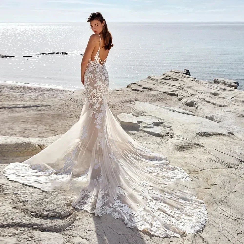 Abiti da sposa sexy Boho senza spalline personalizzati Abiti da sposa con scollo a V in pizzo a sirena Abiti da donna su misura di alta qualità