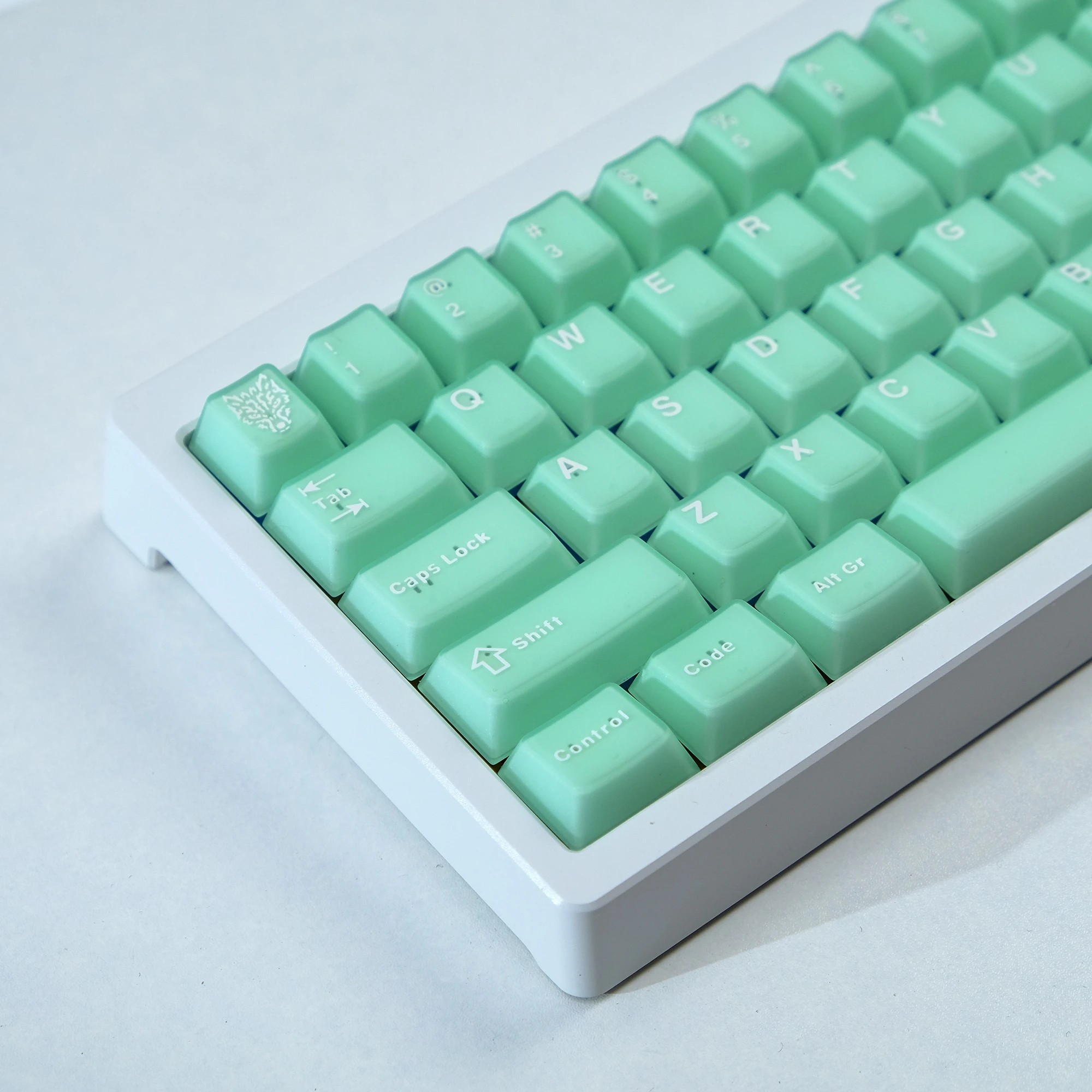 114 Keys Aifei Light Green Keycaps ABS Double Shot Translucent Cherry Height for Mechanical Keyboard Anne Pro 2 GK61 Game PC