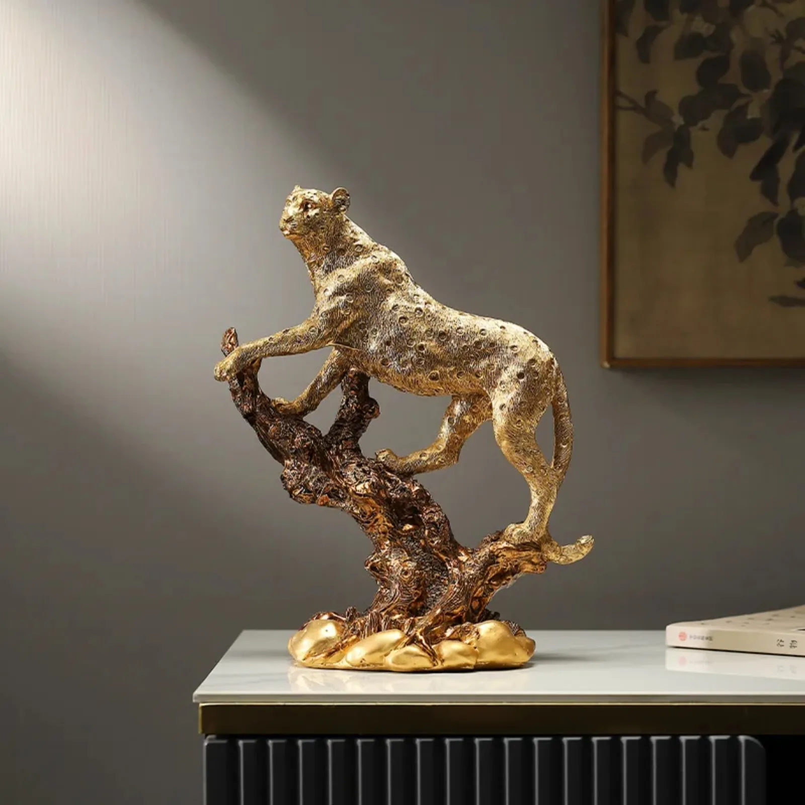 Leopard Sculpture Golden Resin Statue Animal Figurine Home Decor Modern Art Ornament Living Room