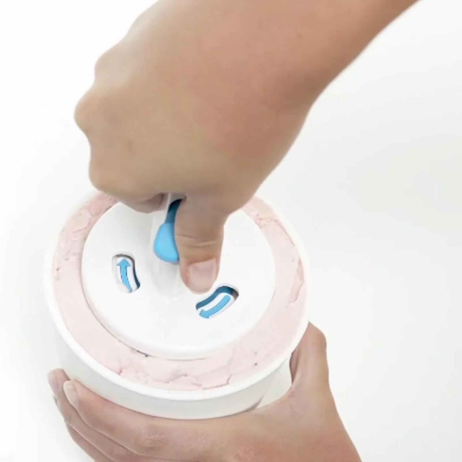 Thumbnail 4 - #28 Ice Scoops Comparison Guide