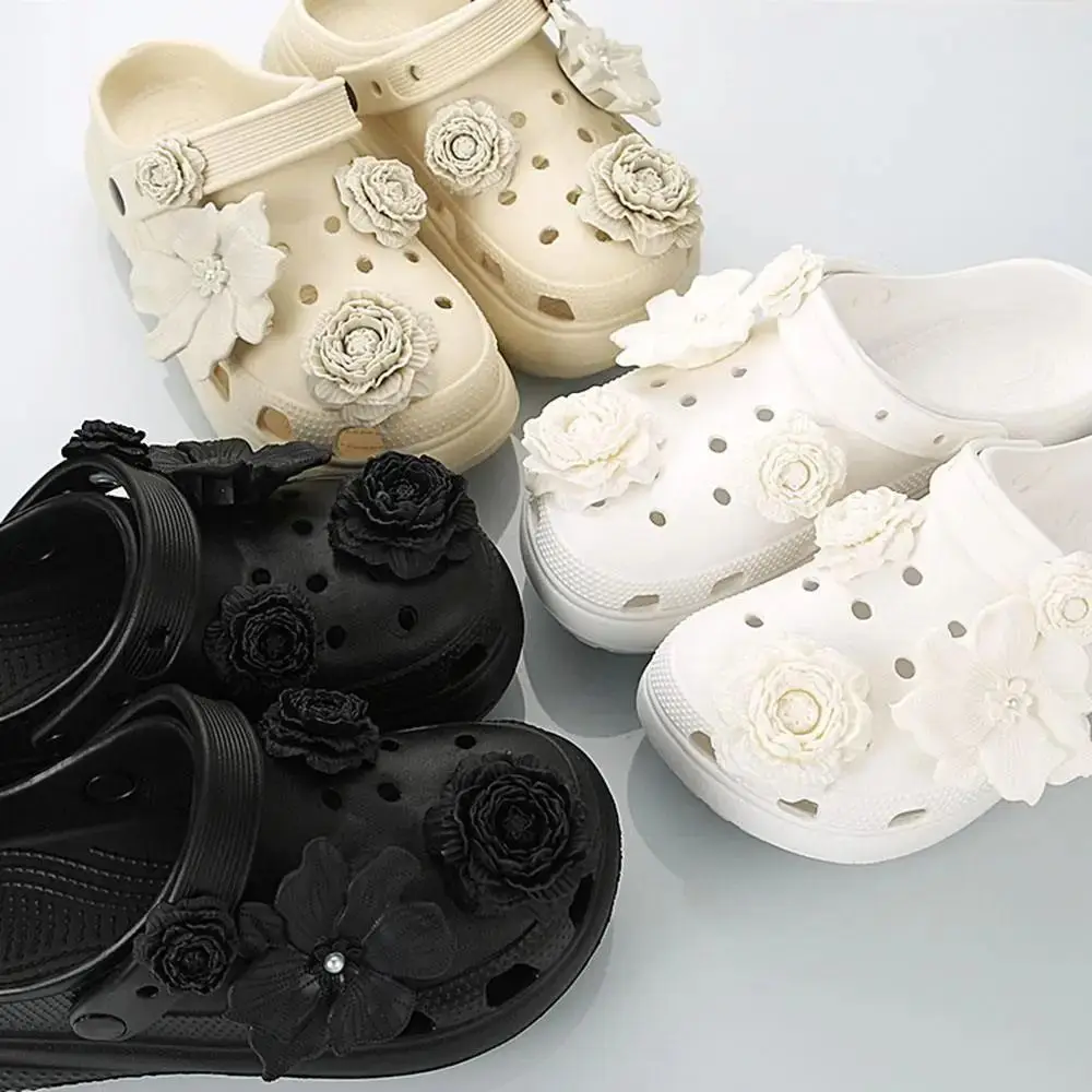 8Pcs Trendy 3D Flower Beach Shoe Charms Detachable DIY Shoe Decorations Clip Buckle Perforated Shoes Accessories Beach Shoes