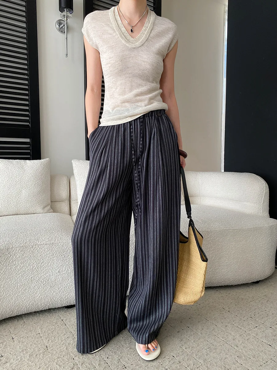 Sommerliche gestreifte, locker sitzende Freizeithose mit hoher Taille für Damen – Detail 12