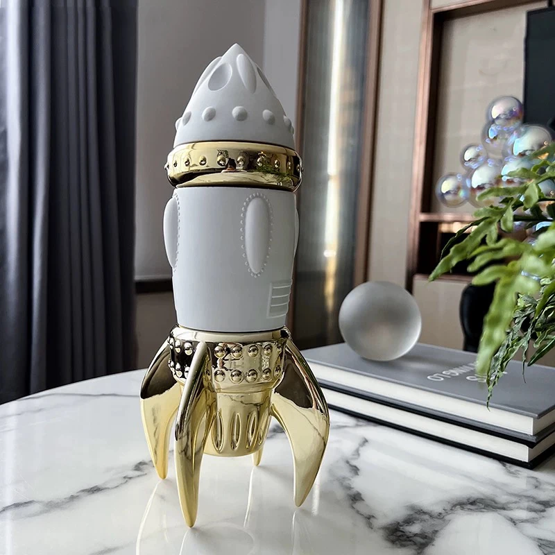 l*-Space Rocket Ornaments,Creative Artwork Decor,Rocket Model Sculpture, Desktop Decoration,Nordic Crafts Statue,Art Gift