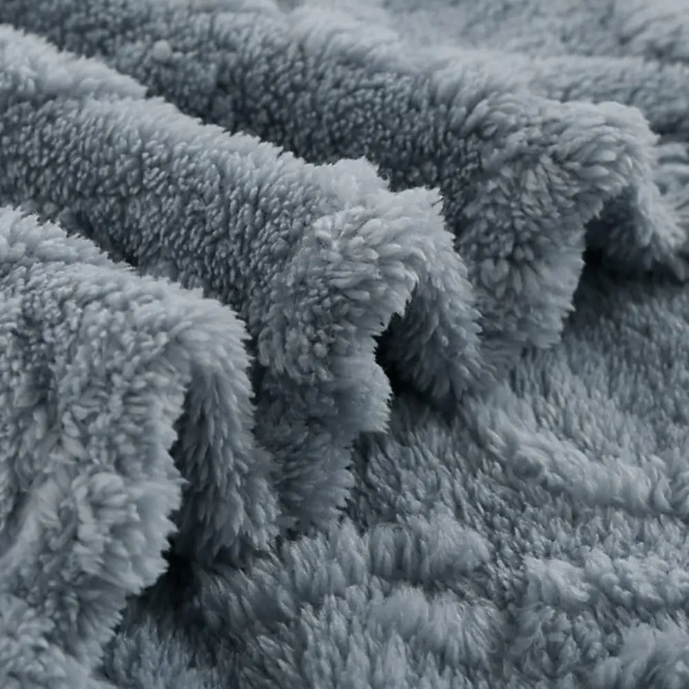 INS Style Flannel Blanket Solid Color Embossed Plush Blanket Warm Four-Season Blanket Throw Blanket Fuzzy Blanket Super Soft