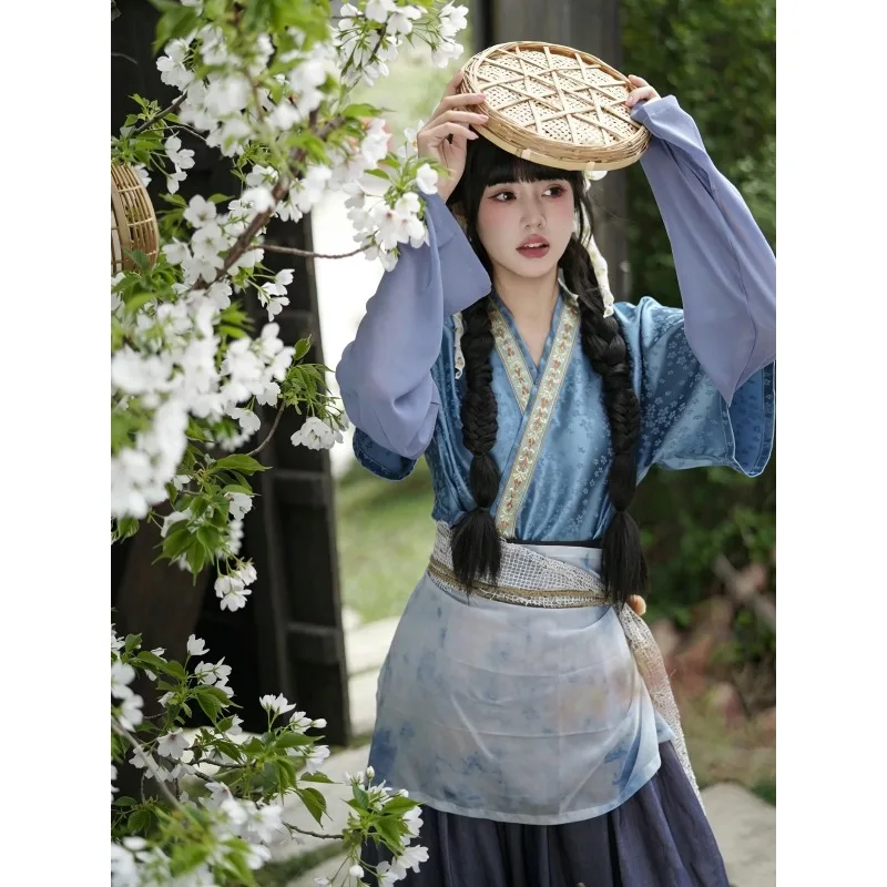 Simple Pastoral Ancient Dress Light Color Peasant Girl Daily Wear Suit