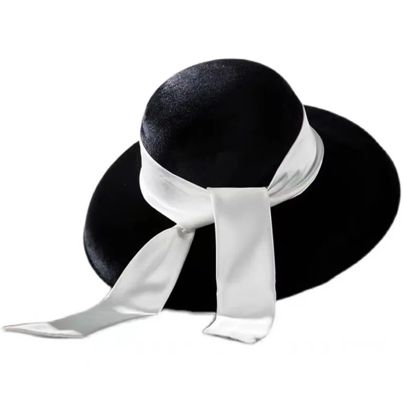 2023 High-quality French British Top Hat Decoration Hat Emperament Black Velvet Ribbon Hepburn Hat Elegant Big Brim Hat