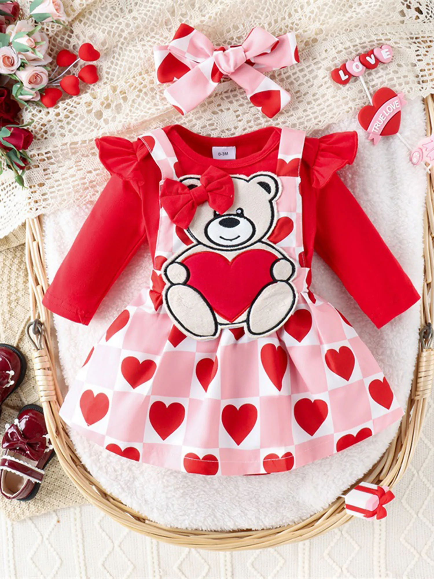 

Valentine s Day Baby Girl Outfit Set with Heart Romper Bear Suspender Skirt and Matching Headband - Newborn Clothing