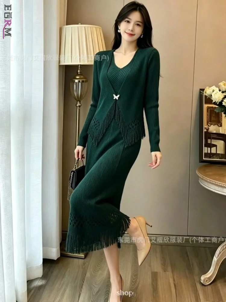 EGRM Miyake Pleated 2026 Autumn New Plus Size V-Neck French Style Tassel Hollow Lace Hem Slim Fit Fake Two-Piece Dress 9R5071