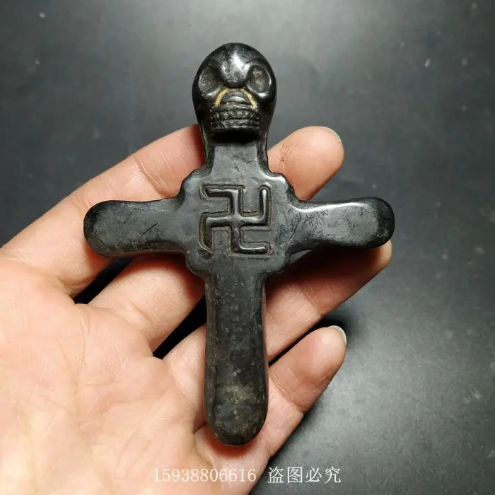 Red Mountain Culture Jade Collection Iron Meteorite Skull Cross Pendant Jade Pendant Old Object