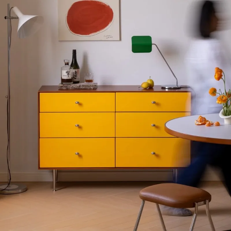 ตู้เก็บของ, ตู้เก็บของเก้าลิ้นชัก, ตู้เก็บของ, ตู้ลิ้นชัก, ห้องนอน, ตู้ข้างเตียง, ห้องนั่งเล่น, ตู้เก็บของหกลิ้นชัก