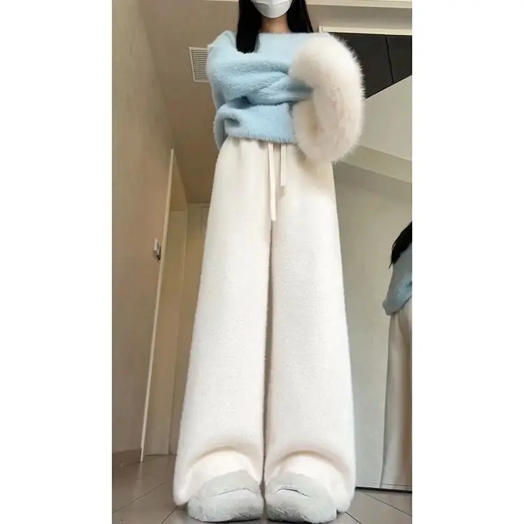 

Skinfriendly Fur Knitted Wide Leg Pants for Women Autumn Winter Straight Cut Clean Fit PVC Material Neutral Sle