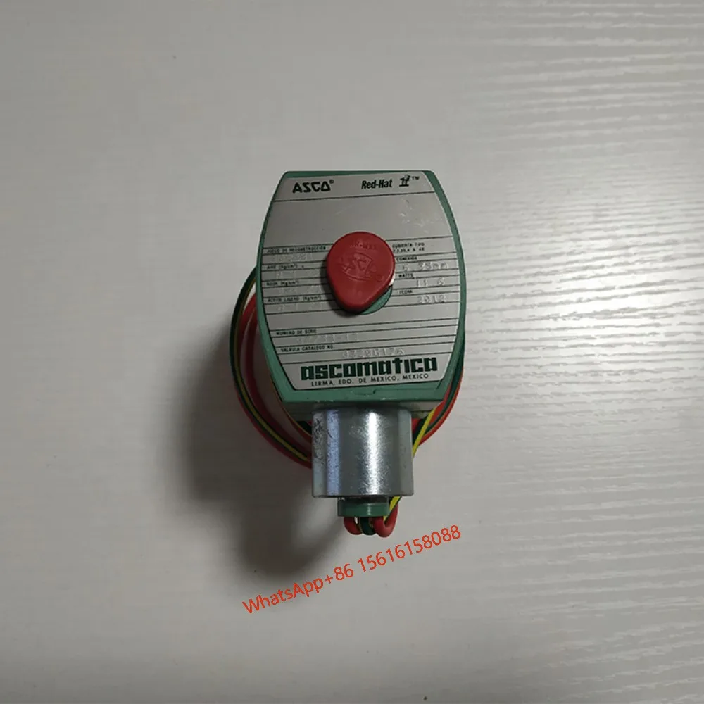 Suku cadang kompresor AC sentral 025-16988-000 katup solenoid