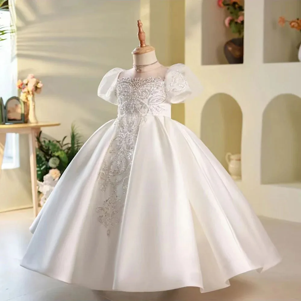 2025 New Satin Girls Dress Puff Sleeve Simple White Princess Gown Luxury Children Piano Party Flower Girl Performance Birthday