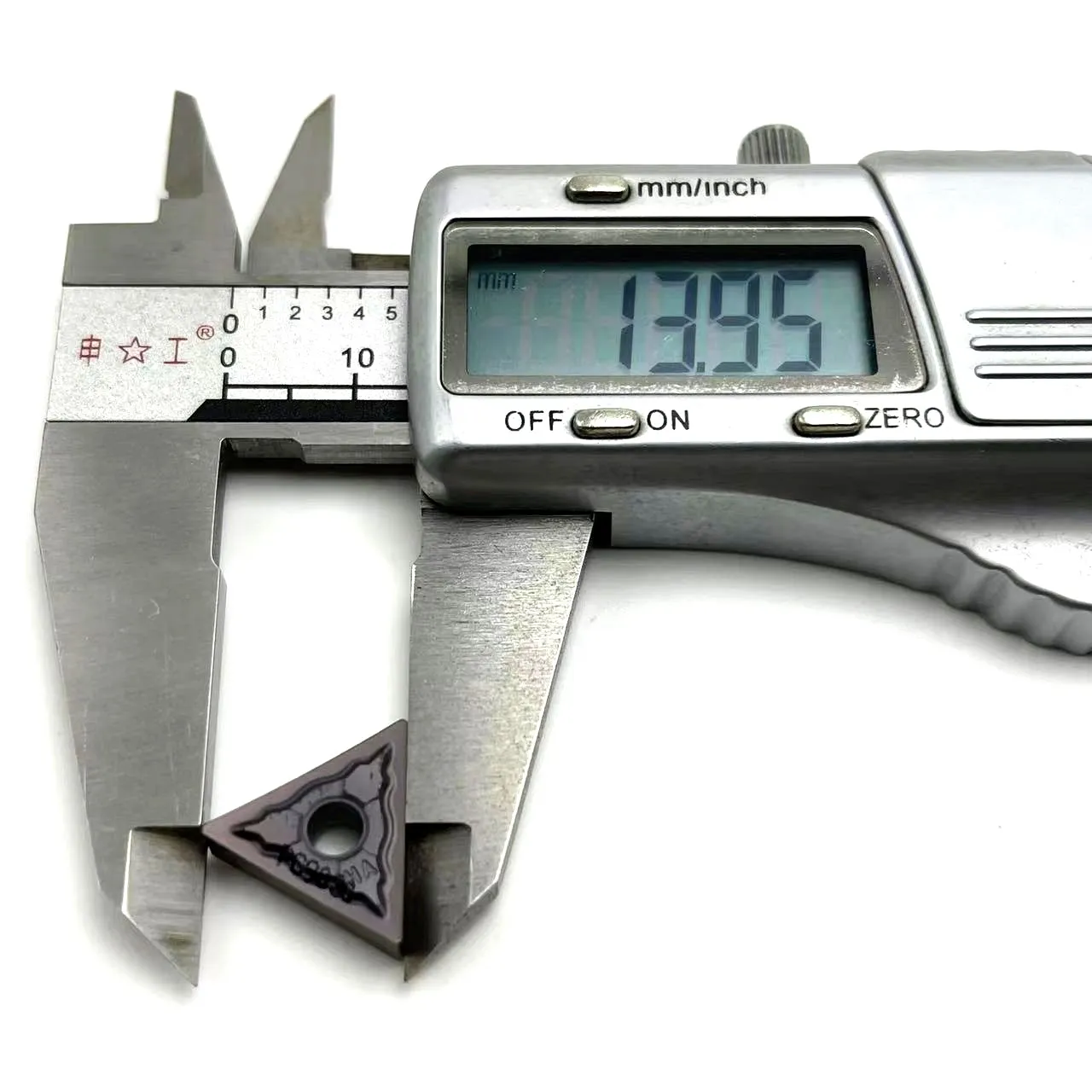TNMG160408 HA PC9030 TNMG160404 HA PC9030 utensile per tornitura esterna 100% di alta qualità TNMG 160404 lama in acciaio inossidabile al carburo