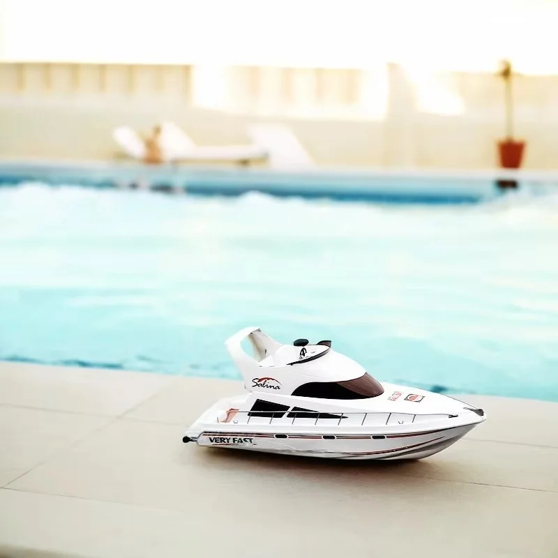 Yacht de luxe télécommandé Rc, bateau rapide de course, bateau à rames électrique, modèle pour enfants, jouet, cadeau, nouvelle collection