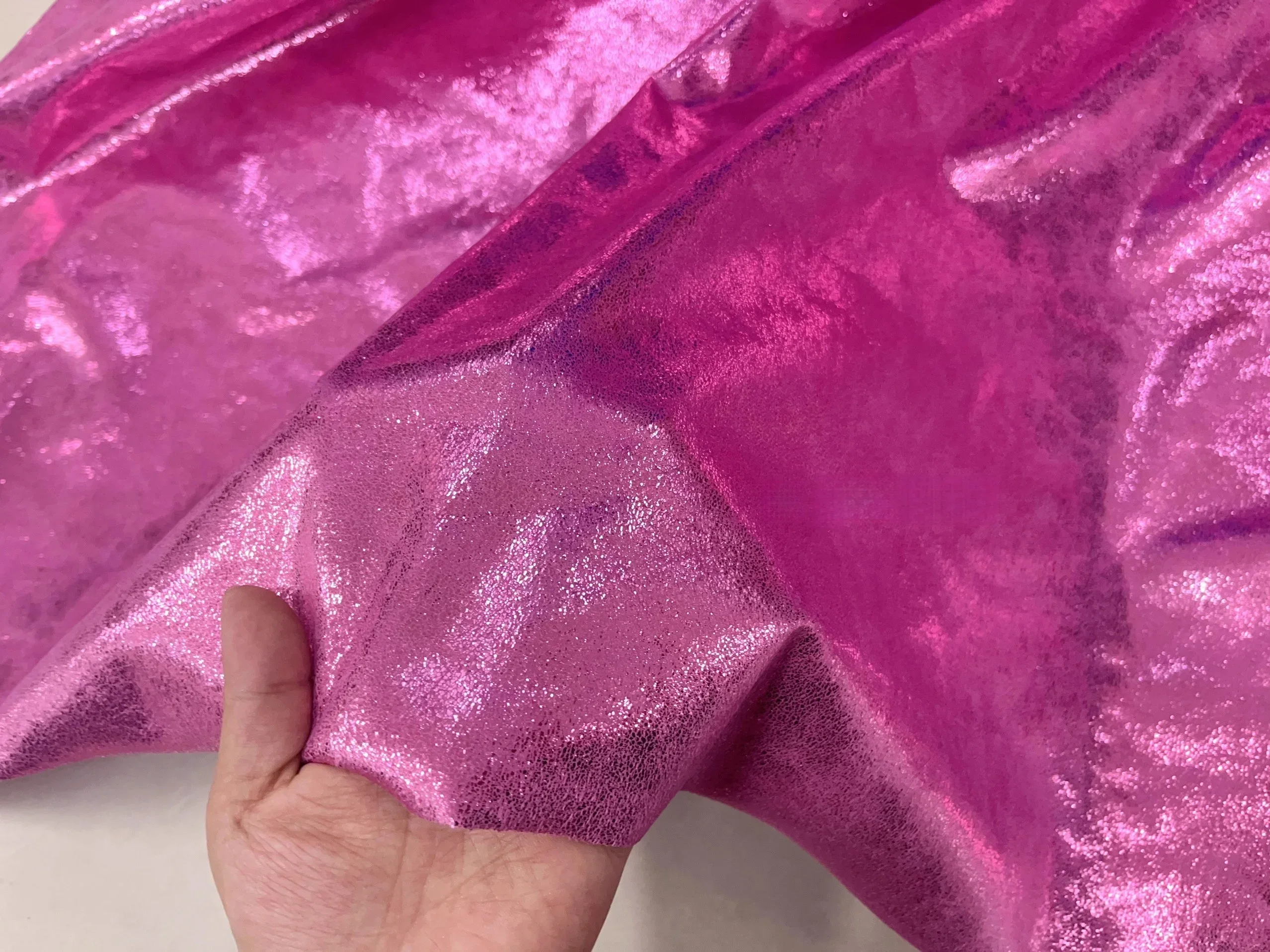 

Розовая глянцевая эластичная мягкая замшевая ткань, швейное пальто, сценическая одежда, юбка, ткань «сделай сам»