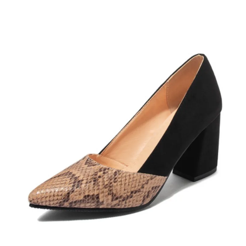 Модные женские туфли на низком каблуке со змеиным принтом, женские удобные брендовые дизайнерские туфли, большой размер 47, свадебные офисные туфли, красные туфли-лодочки