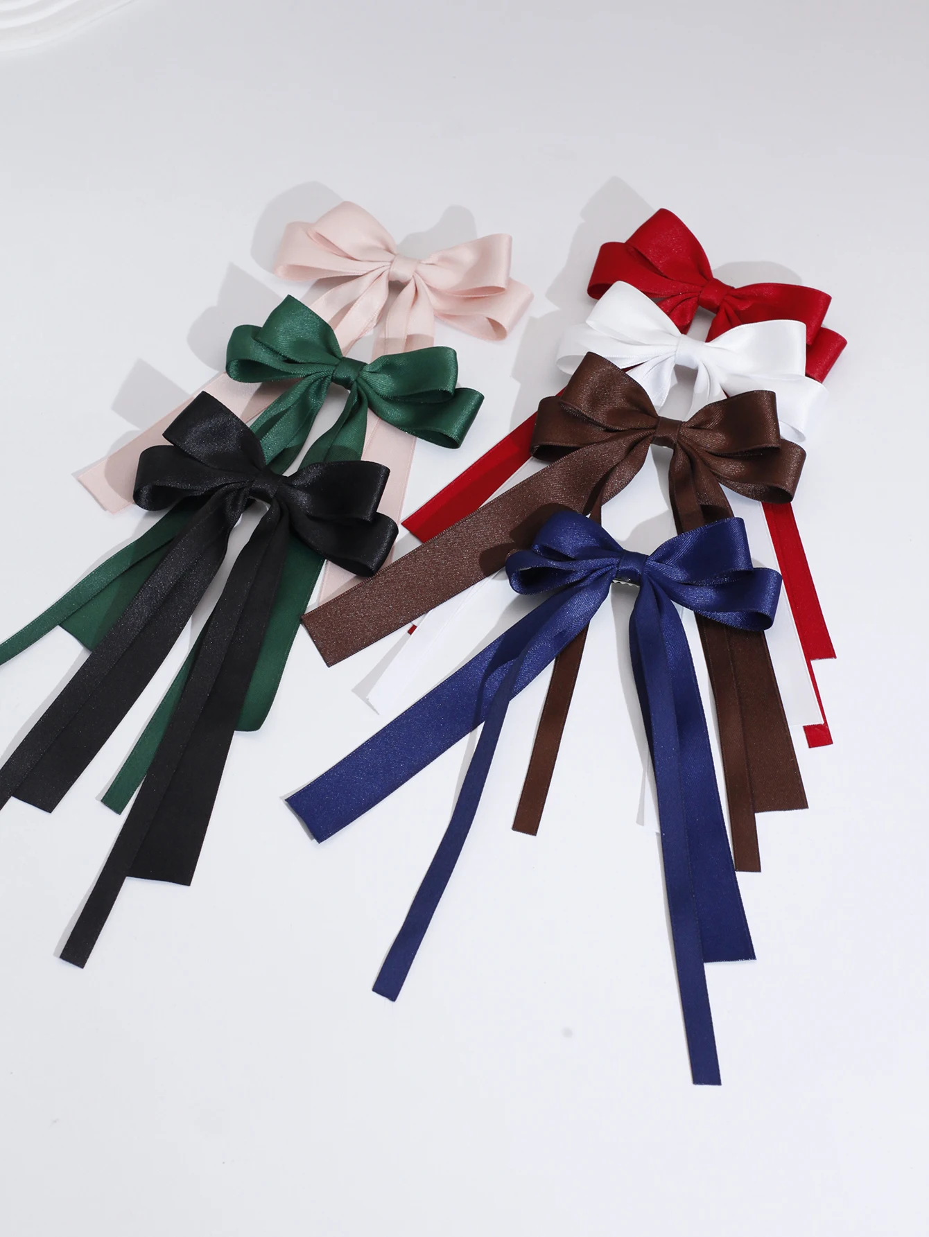 Lystrfac แถบผ้าผูกโบว์สองชั้นแบบคู่ริบบิ้นสีทึบสไตล์เกาหลีสำหรับผู้หญิงหญิงสาวที่หนีบผมมีพู่ยาวมีเครื่องประดับผม