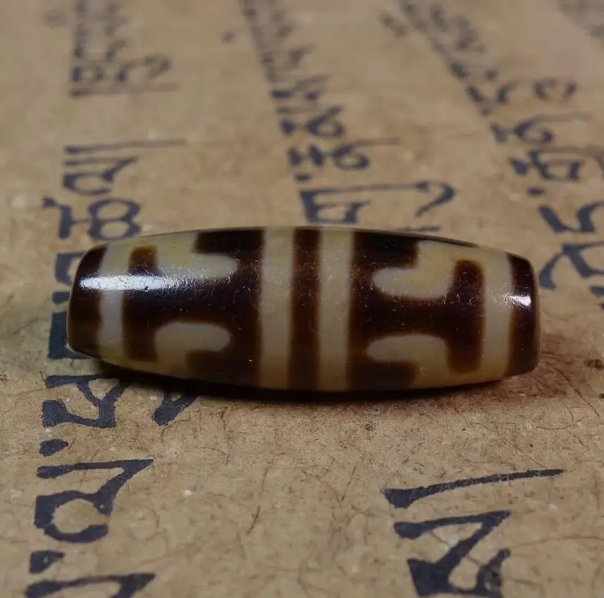 

Ancient Tibetan DZI Beads Old Agate Lucky Lotus Master Amulet Pendant GZI #3383