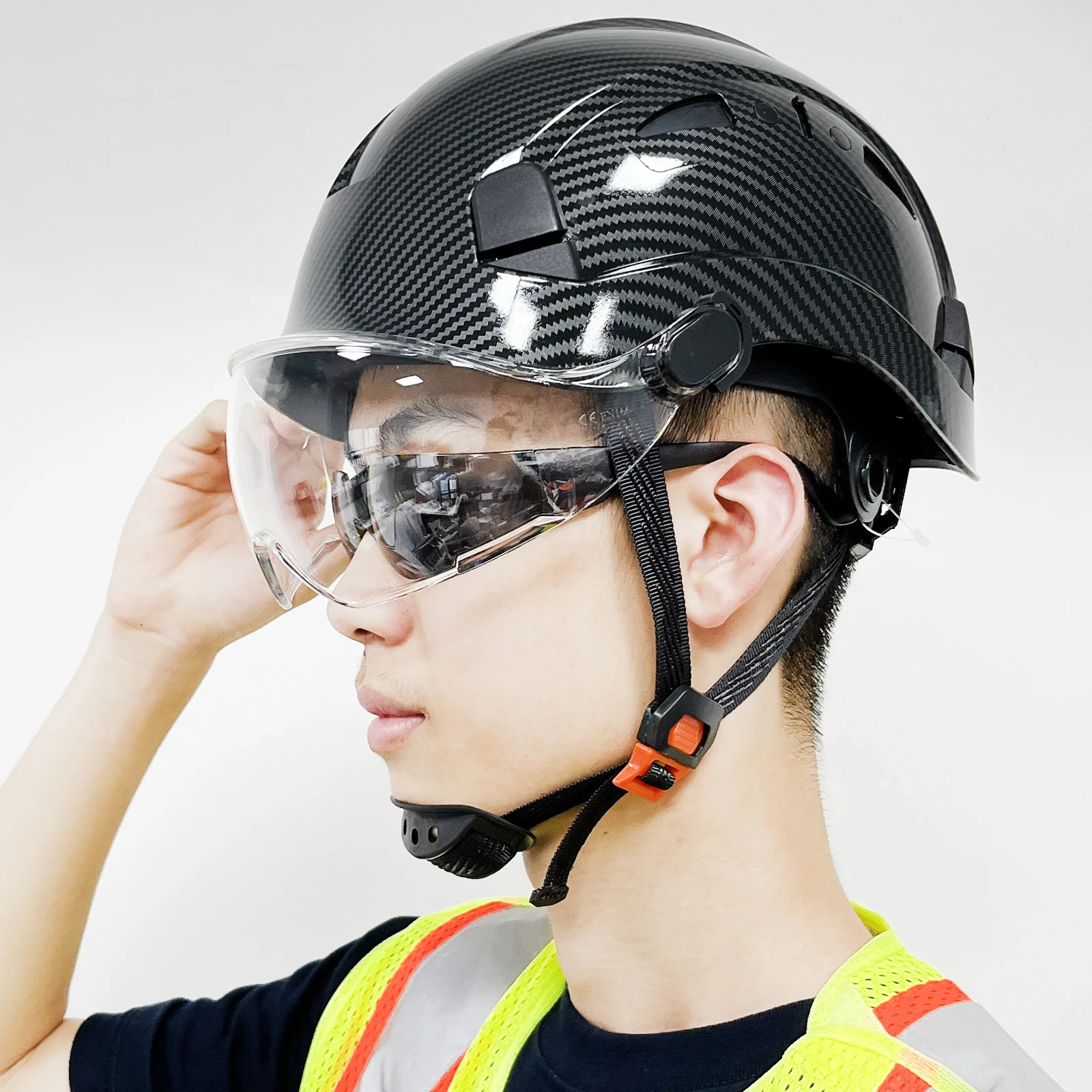 Carbon Fiber Pattern Safety Helmet With Goggles Visor Fashion Industrial Work Construction Hard Hat For Engineer Cap For Men