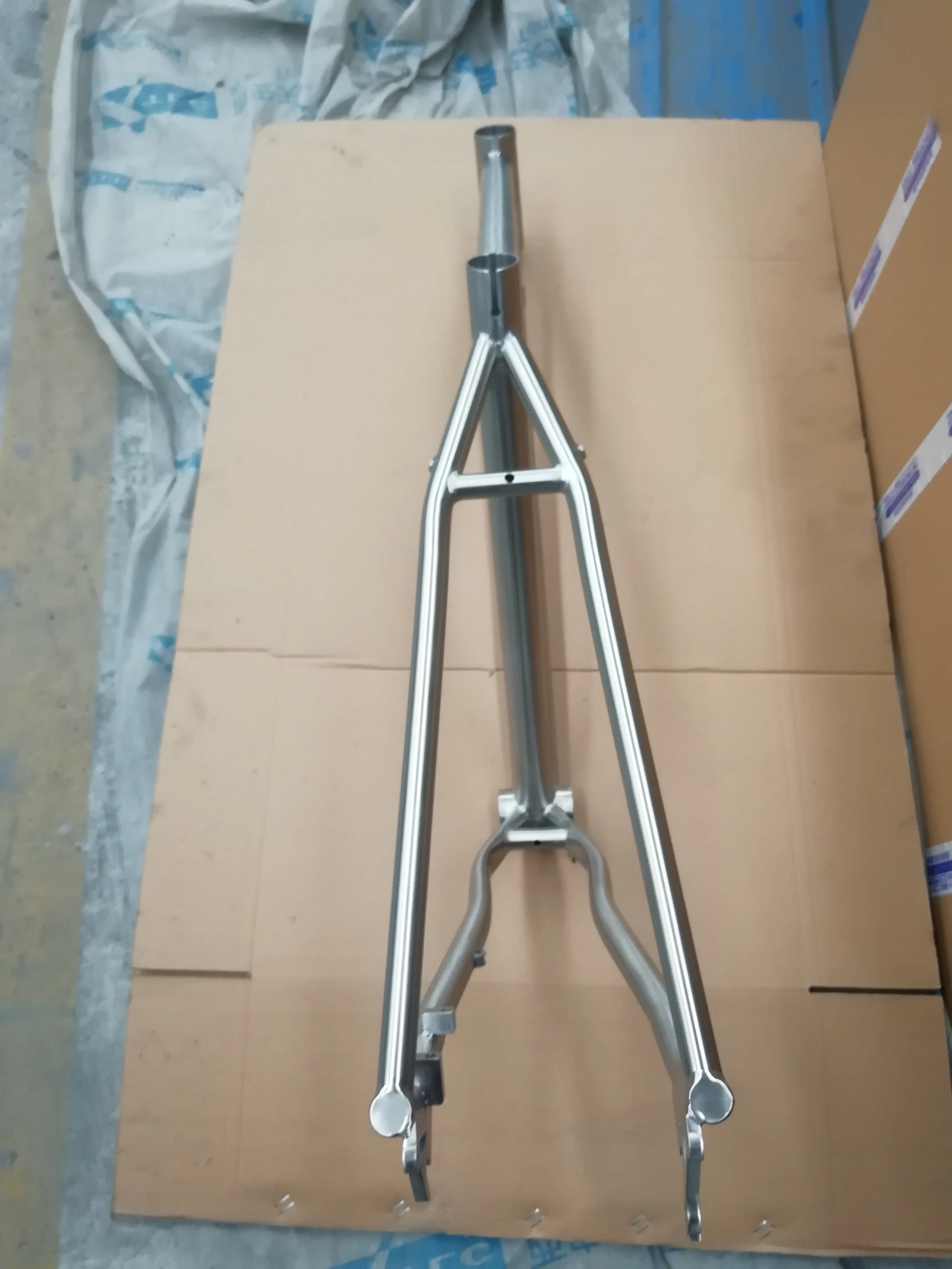 Ti Metal Gravel Frame, 700C Wheel, Rear Mounted Variable Speed, Durable Lightweight Design for Road Bicycles and Cruisers
