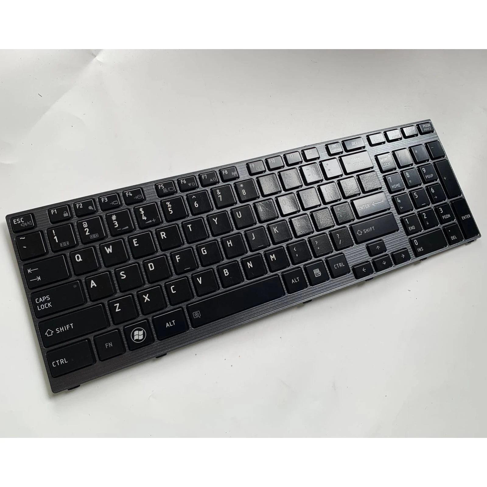 

for Toshiba P750 P755 P750D P770 P770D P775 X770 X775 Laptop keyboard US Layout