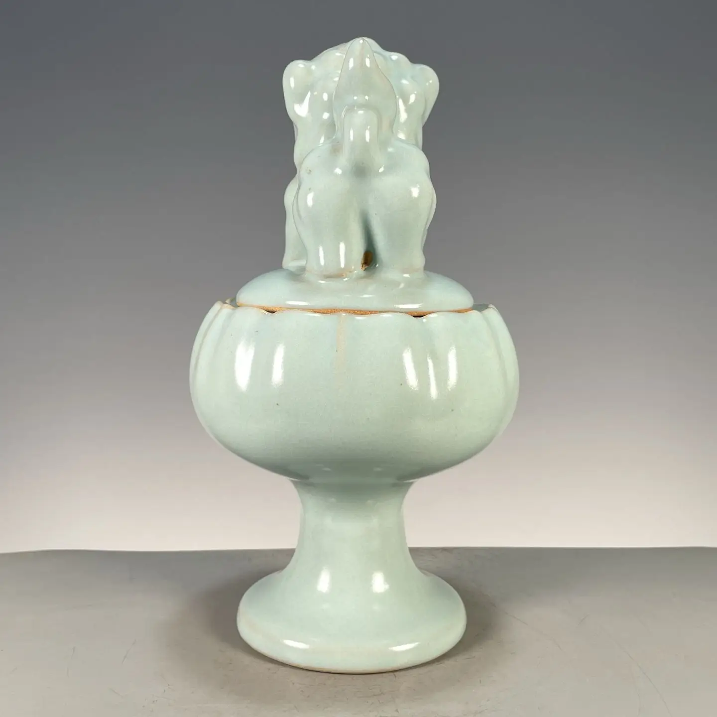 Ru Porcelain Sky-Celadon Crackle Glaze Incense Burner, Suanni Lion on Lotus Throne Ceramic Ornament