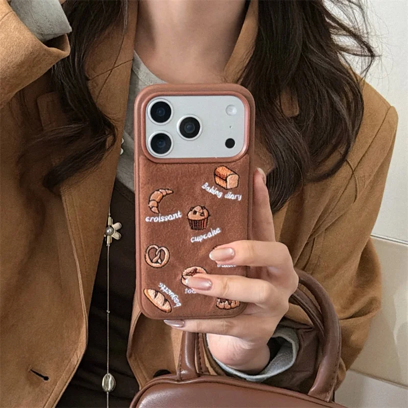 

Fashion Leather Embroider Bread Cute Phone Case For iPhone 17 Pro 14 15 16 Pro Max Cover Shockproof Protective Cases Cartoon Cap