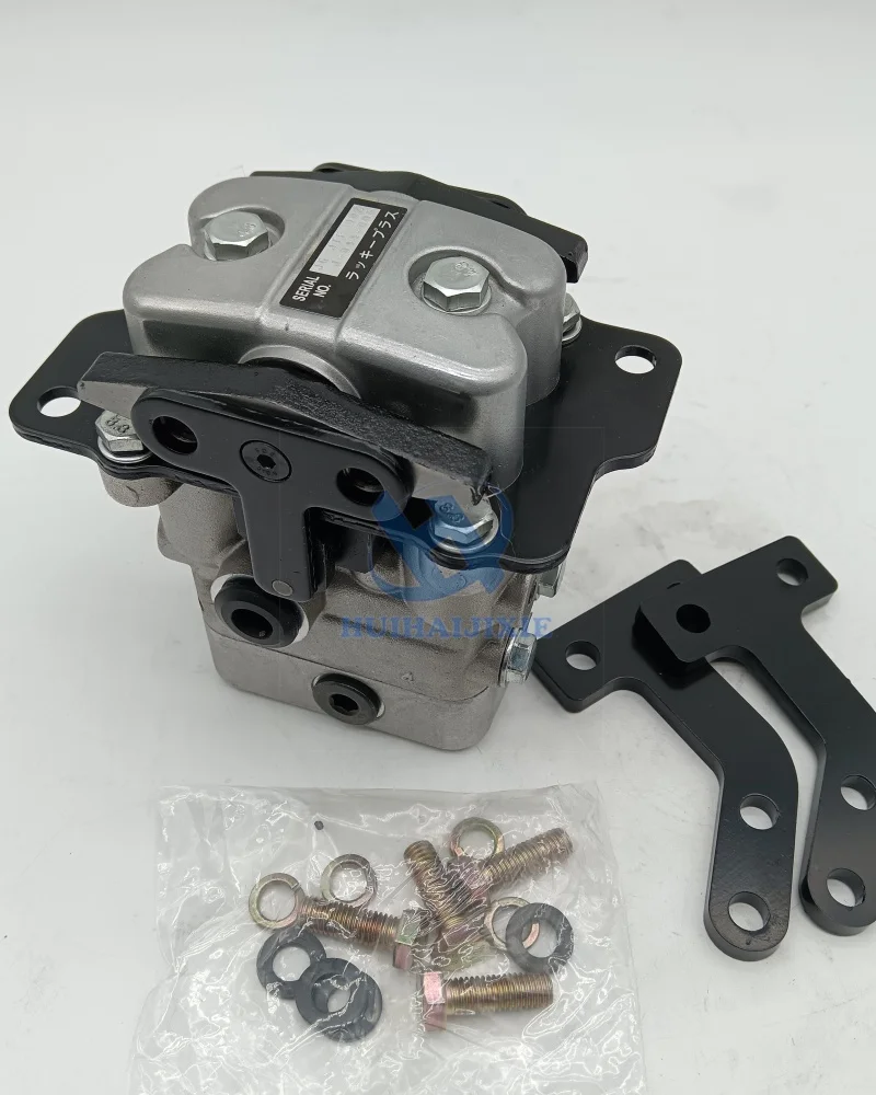 Foot Pedal Control Valve 702-16-01861 7021601861 for Komatsu PC200-7 PC200-8 PC360-7 PC210 PC220 PC300 Hydraulic Pilot Valve