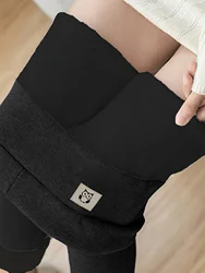 New autumn and winter 2024 plus size women's flannel-lined gentle retro British style knitted fabric commuter leggings.