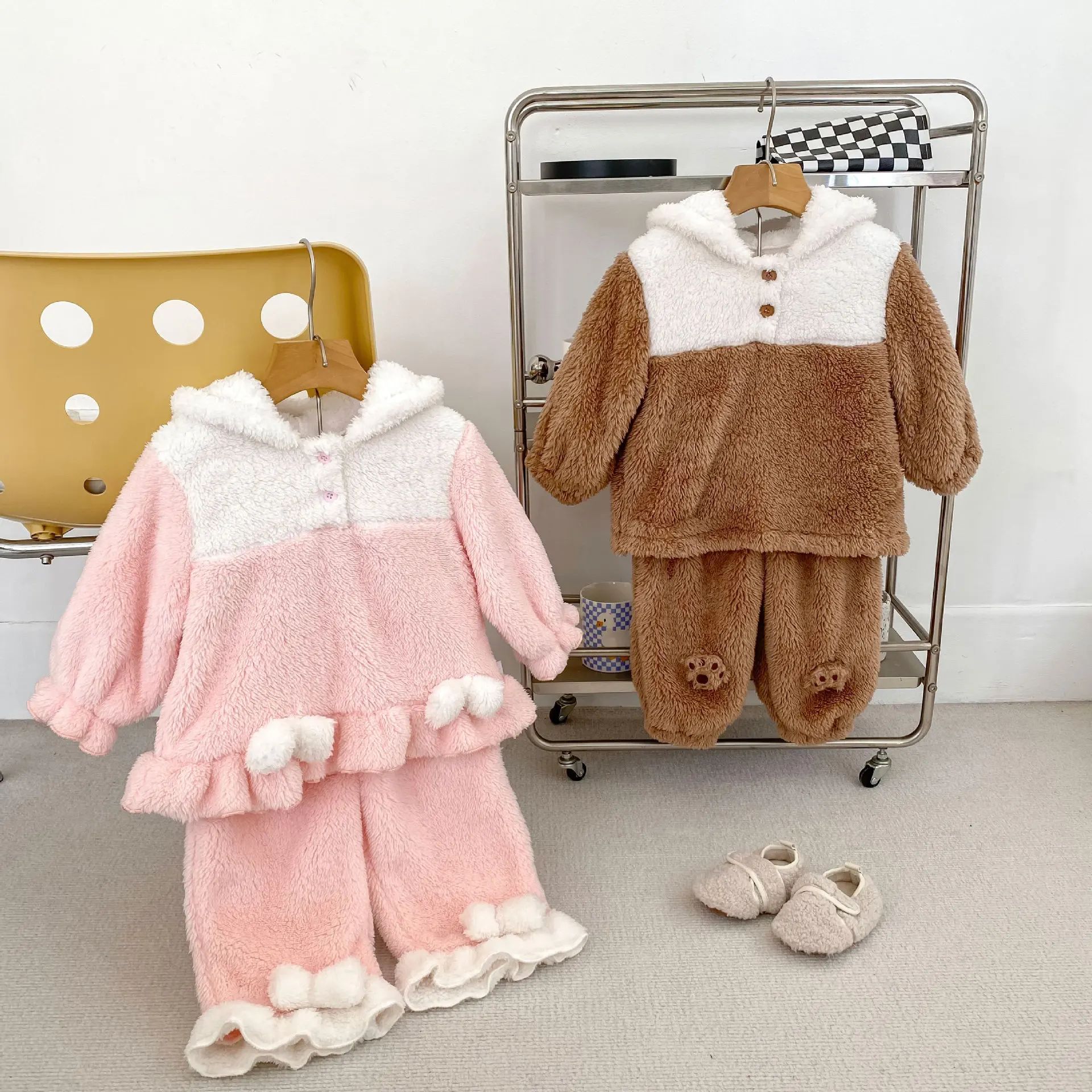 2025 Winter New Girls Warm Coral Fleece Pajamas Set Kids Girls Cute Rabbit Ear Hooded Sleepwear Suit Children Cartoon Homewear