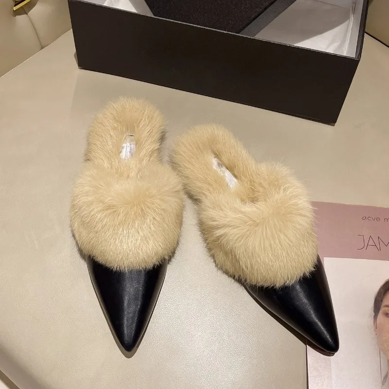 Winter New Baotou Slippers Women\'s Fashion Pointed Head Plus Fleece Slip-on Soft Soles Non-slip Comfortable Flat Shoes