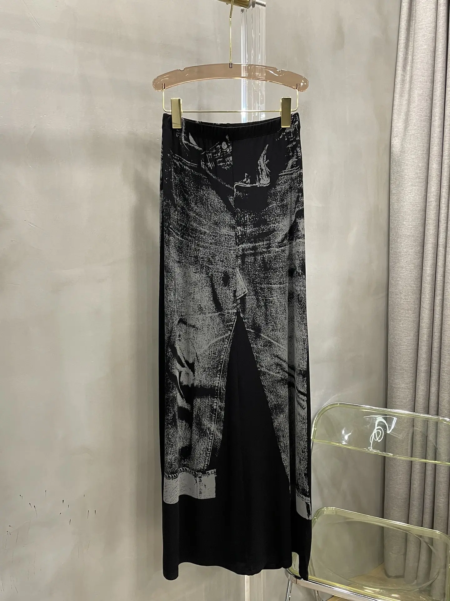 Women's ClothingNew long skirt suit, printed wasteland style, high elastic fabric makes you slim and slim