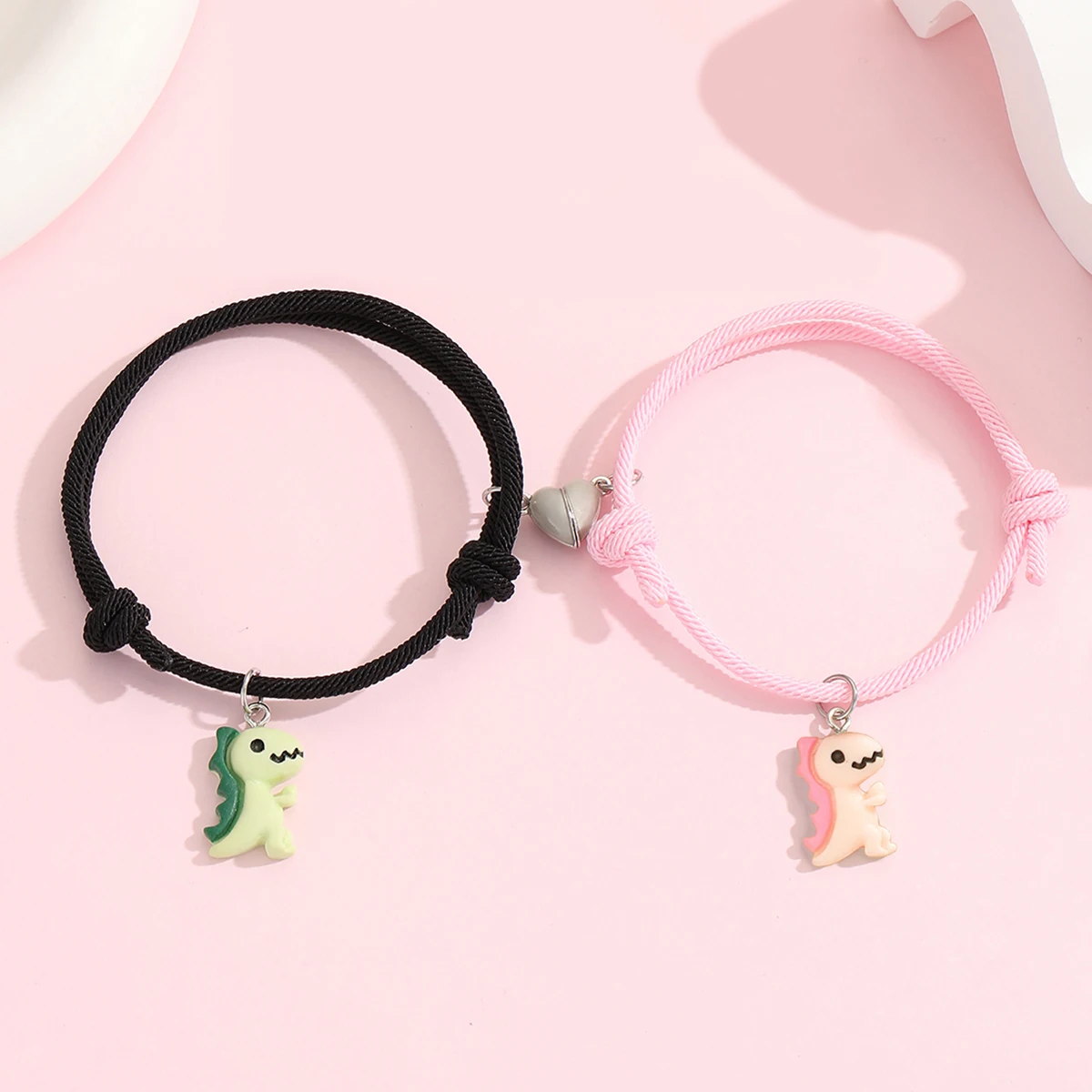 2-teiliges Set Leuchtendes Pfirsichherz Niedlicher Grüner Rosa Dinosaurier Anhänger Paar-Armband Modisches Handgewebtes Armband – Detail 3