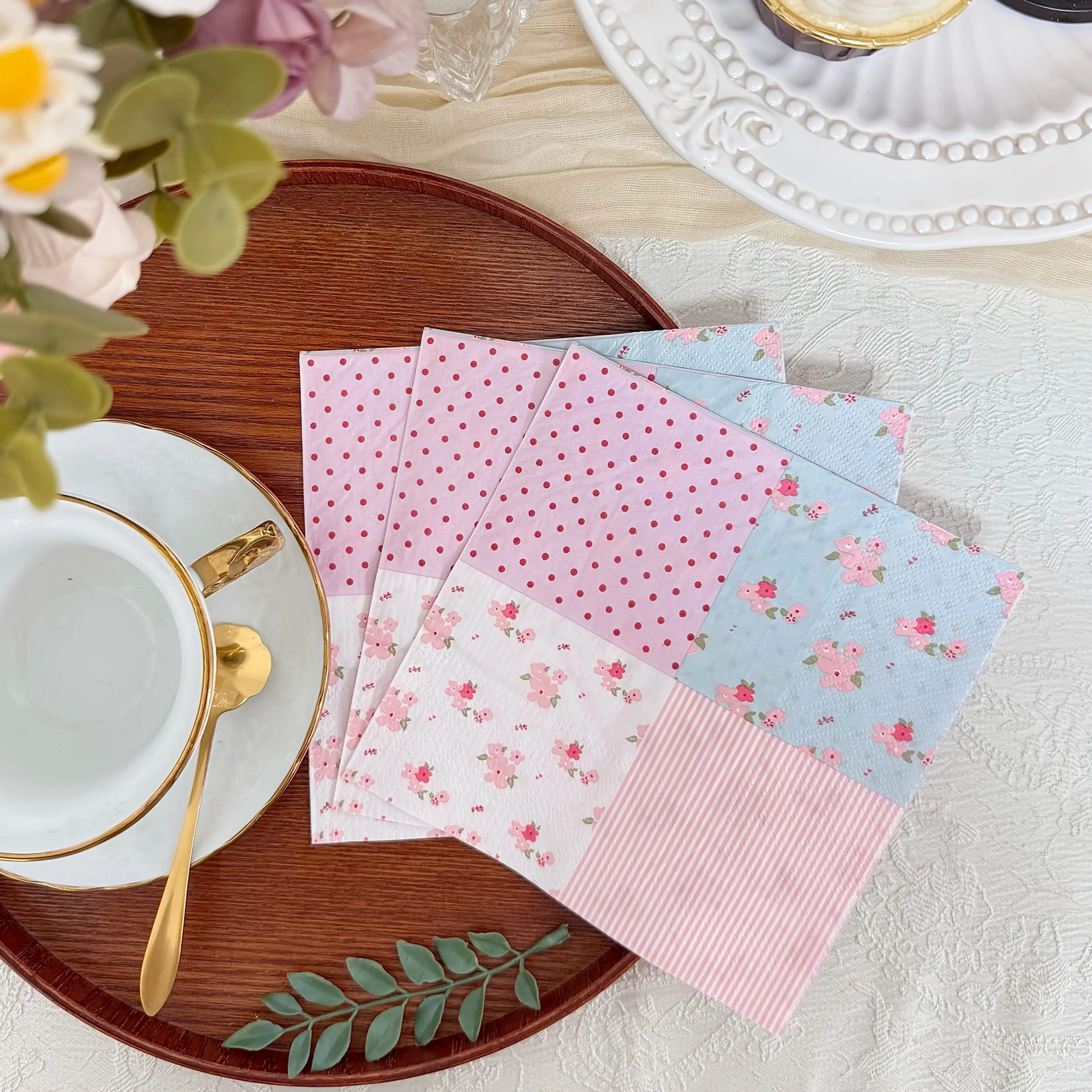 20 Stück Blumenbedruckte Papierservietten 2-lagig Einweg-Papiertücher Hochzeit Brautparty Festival Geburtstag Party Dekorationen