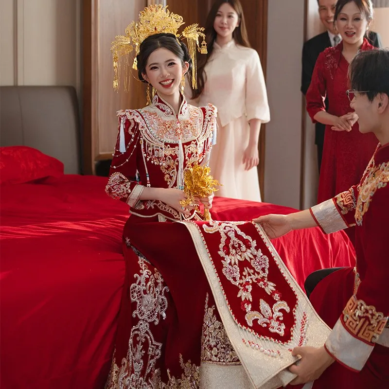 Luksusowa suknia ślubna w nowym stylu z motywem smoka i feniksa, chińska suknia ślubna, na toast, na wyjście.