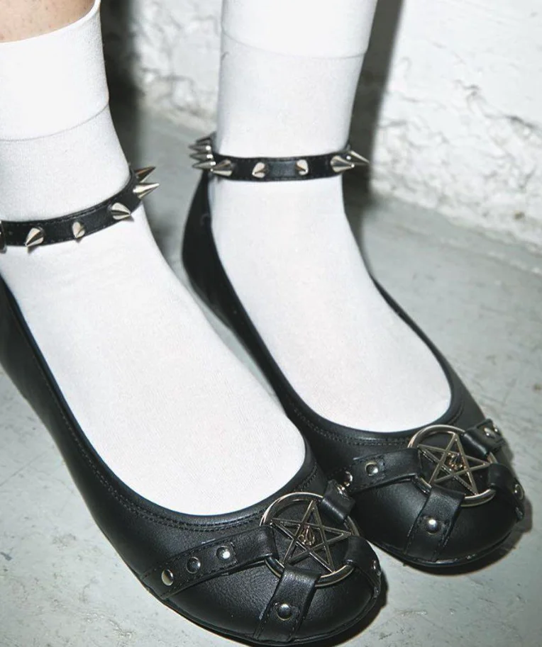 zapatos-planos-negros-con-tiras-y-decoracion-de-estrellas-para-mujer-zapatos-de-punta-redonda-estilo-ballet-de-disenador-de-lujo-estilo-punk-suaves-informales-tipo-mary-jane
