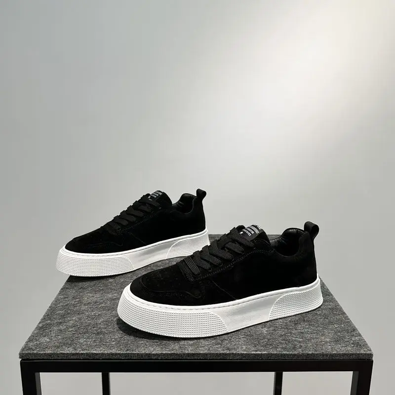 Os mais vendidos modernos, versáteis e modernos da DY incluem calçados casuais, tênis brancos, tênis e calçados esportivos