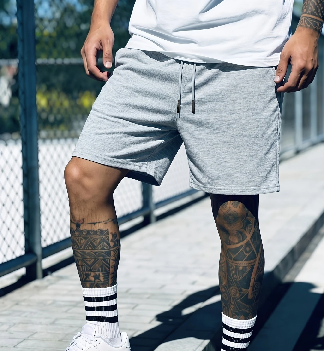 Men's multi-colored knit shorts breathable and comfortable casual shorts with an elastic drawstring waistband and slight stretch