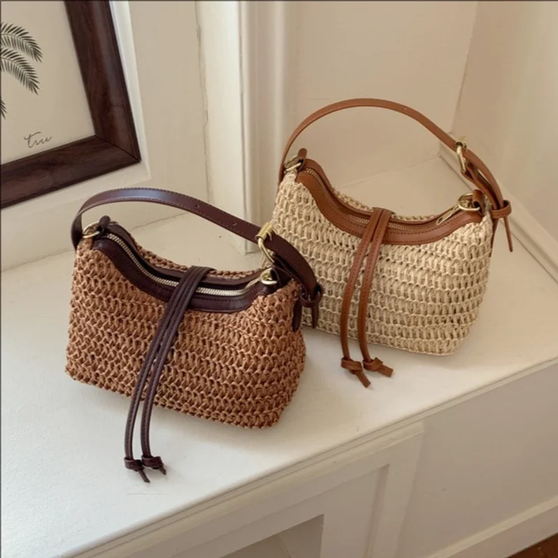 

Unique Summer Vacation Straw Bag New Women's Commuter Handbag Casual Stylish Bucket Shoulder Bag
