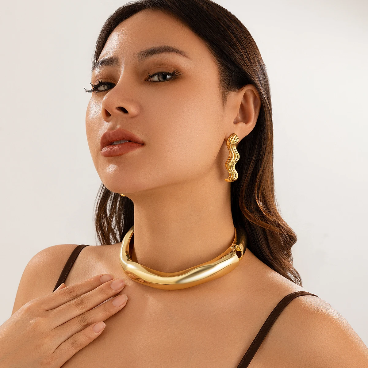 IngeSight.Z Exaggerated Irregular Smooth Metal Choker Necklace for Women Trend Punk Open Torques Necklace Lady Party Jewelry