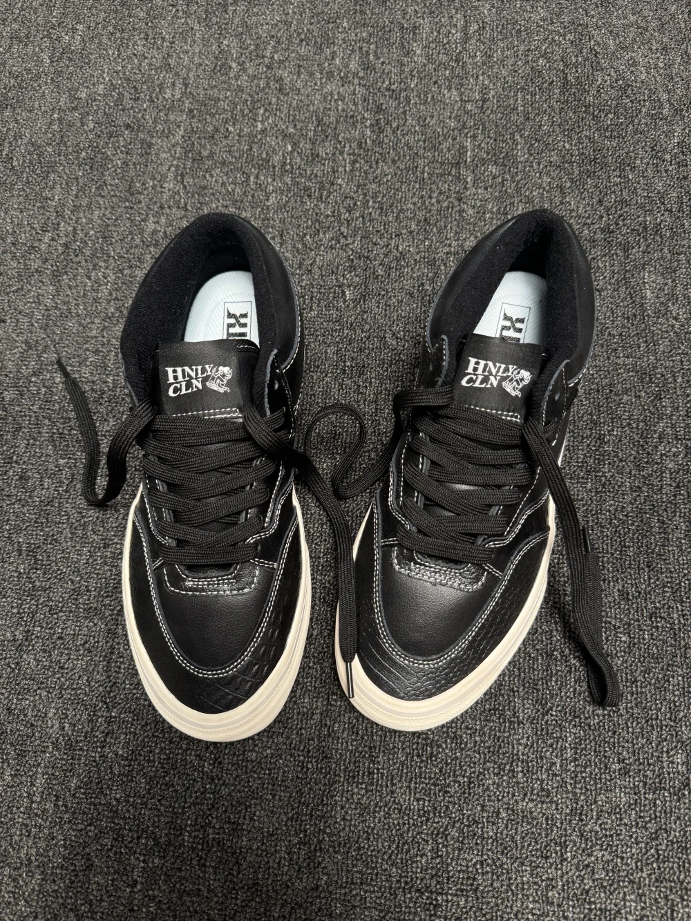 

Classic Bla White Crocodile Pattern ex Mid-Cut Retro Casual American Sle Profional Skateboarding oes Breathable